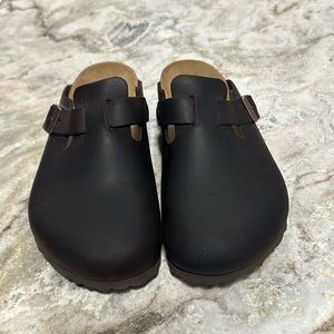 Habana oiled brown leather Birkenstock clogs size 39